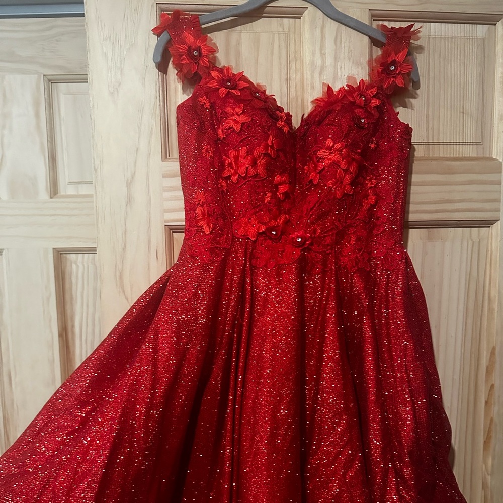 Above Knee Red Quince/homecoming/prom Corset Dress - Size 4